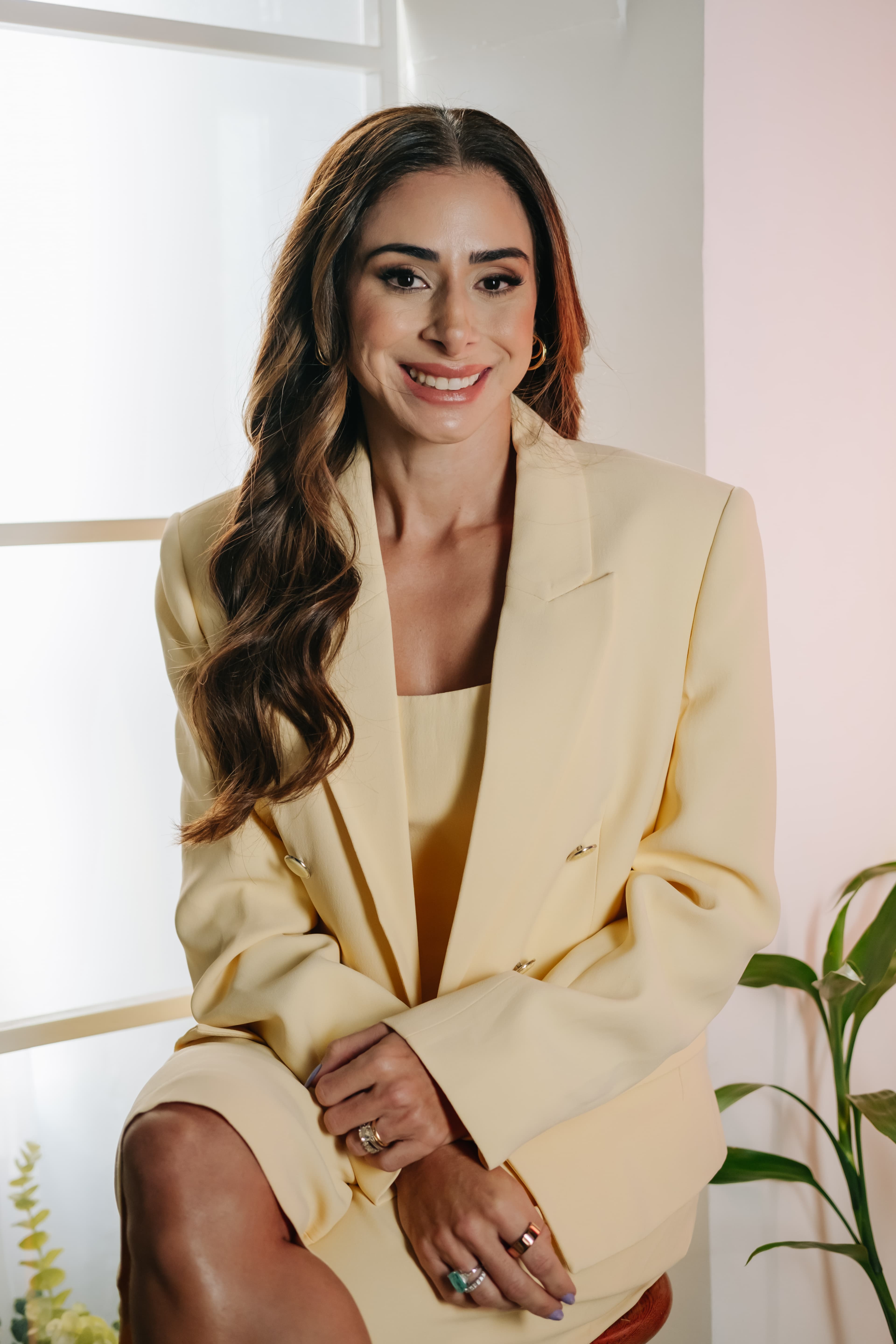 Dra. Eugênia Lins — Ginecologista especialista em ninfoplastia em Manaus